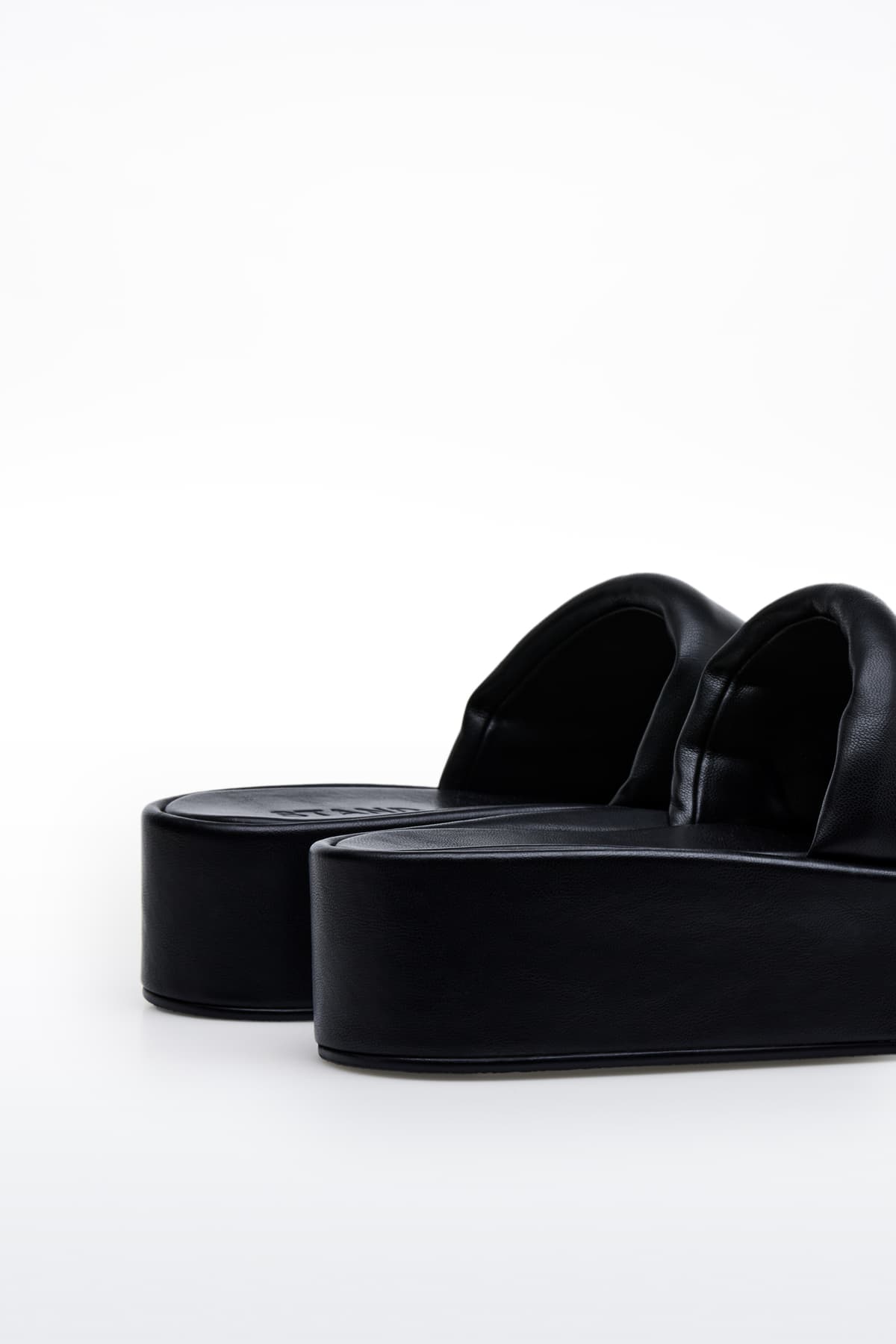 13842_da69b15893-61932-8250-89900-4-full