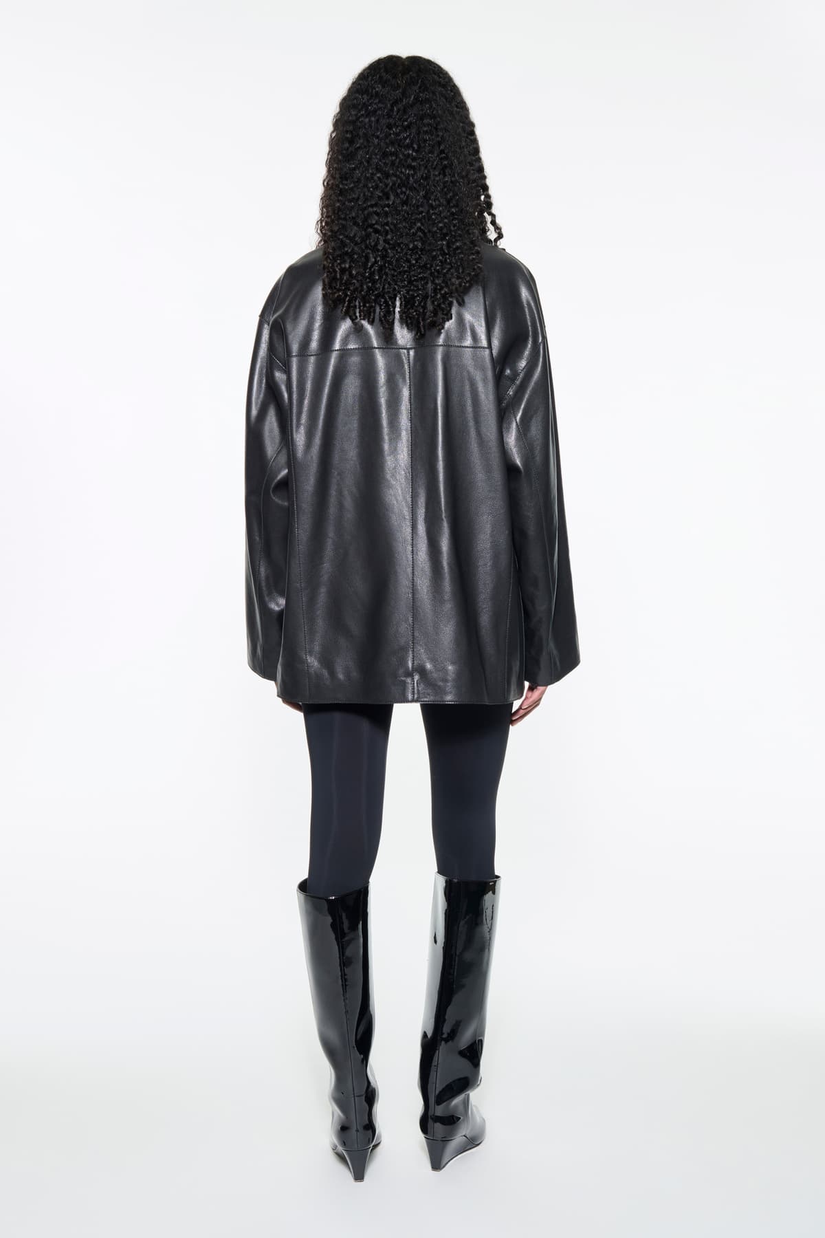 14993_63c159d285-66383-7800-89900-4-full