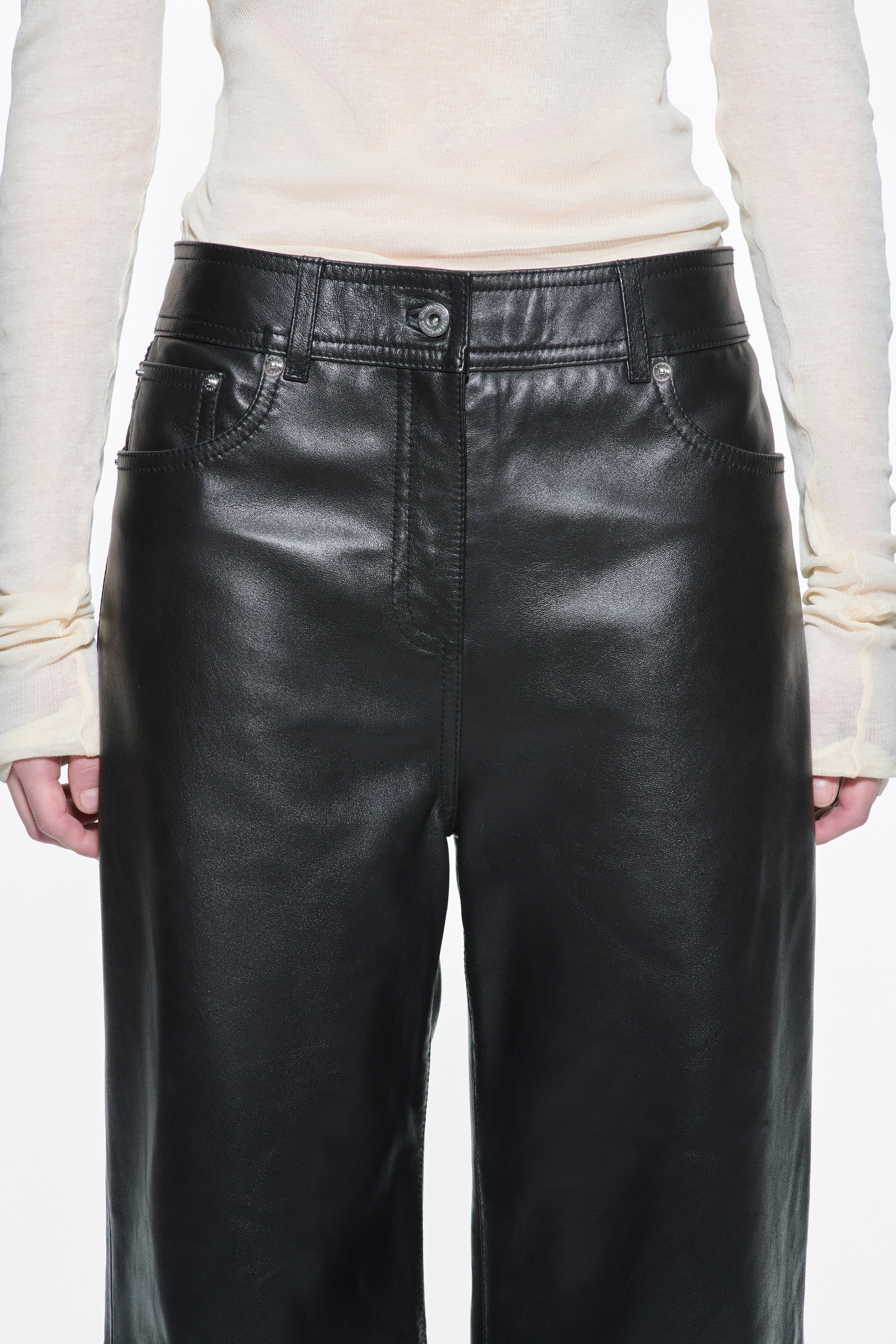 15002_6fcaee9c66-66393-7830-89900-4-original