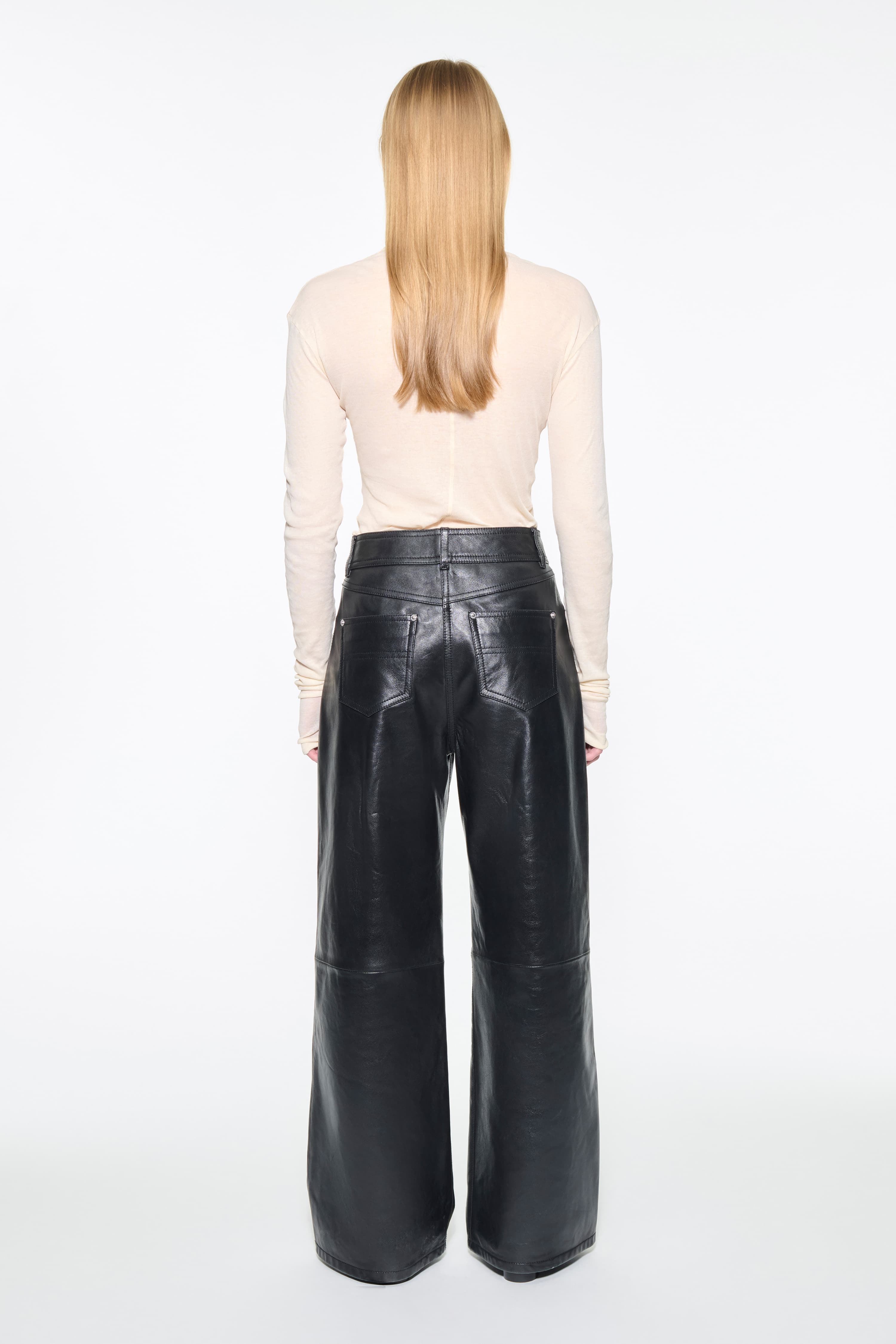 15002_db86b7c3f9-66393-7830-89900-3-original