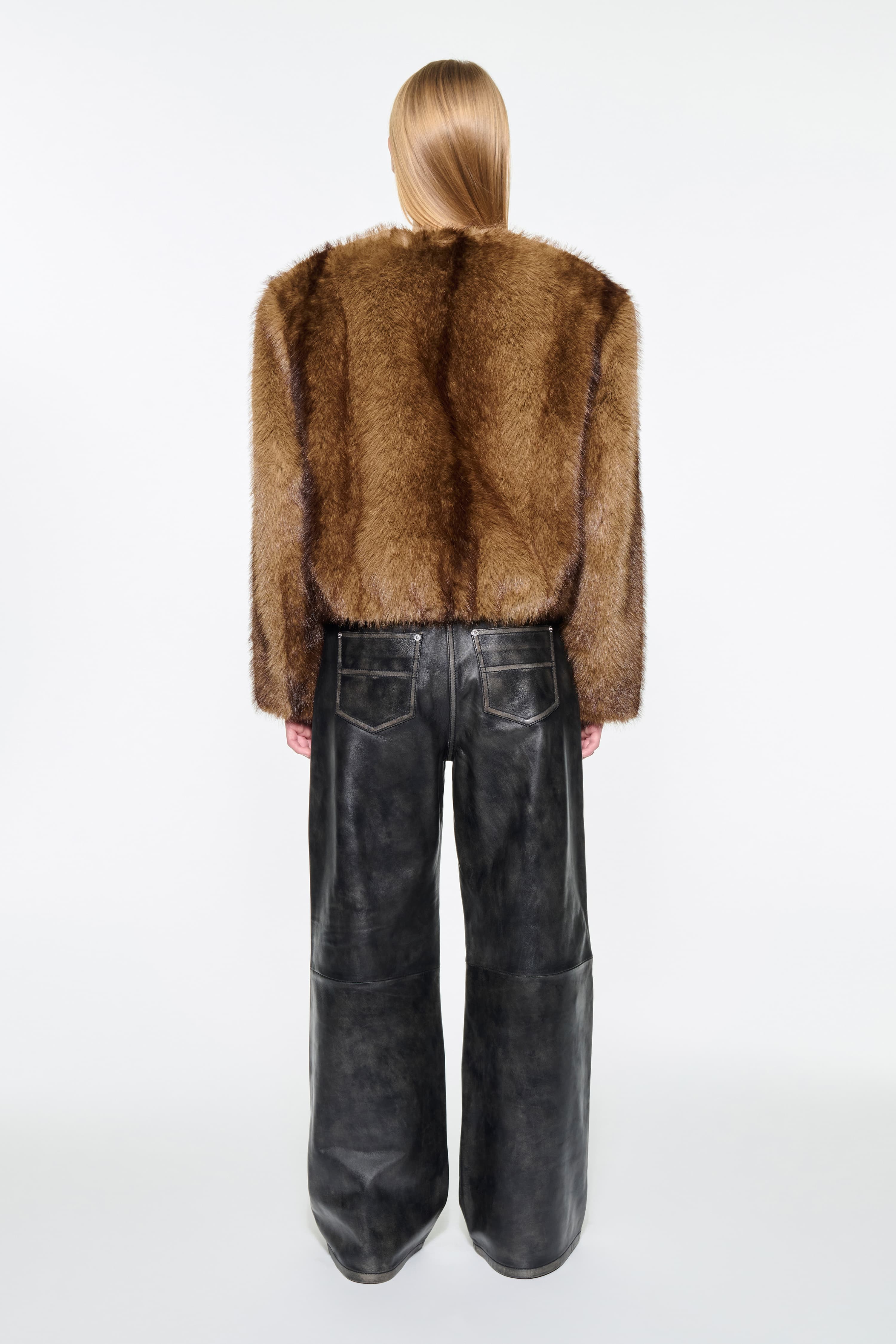 15011_20e5f11d76-66411-9019-87011-4-original