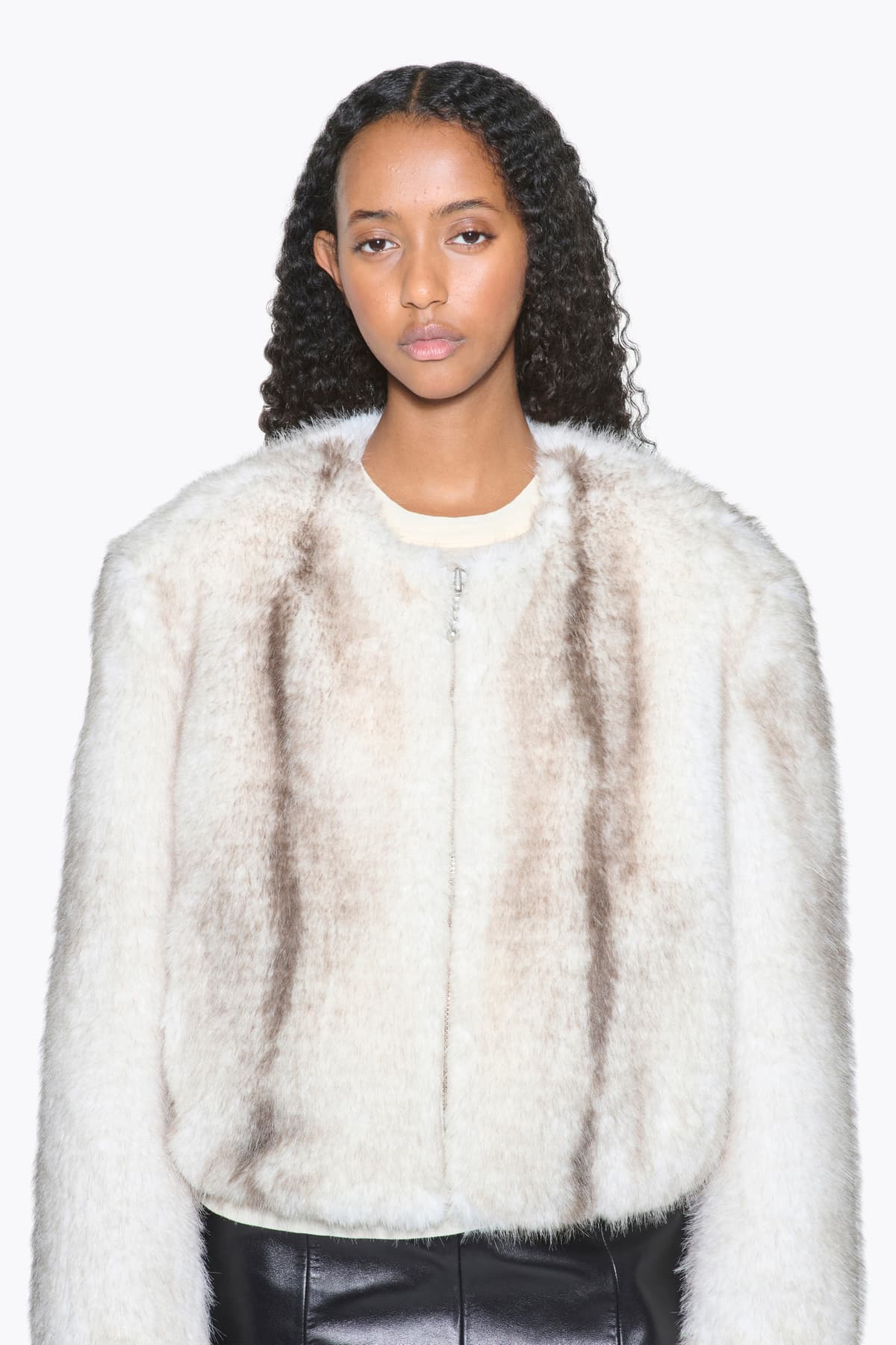 15011_22a41f1c4d-66411-9019-90210-5-full