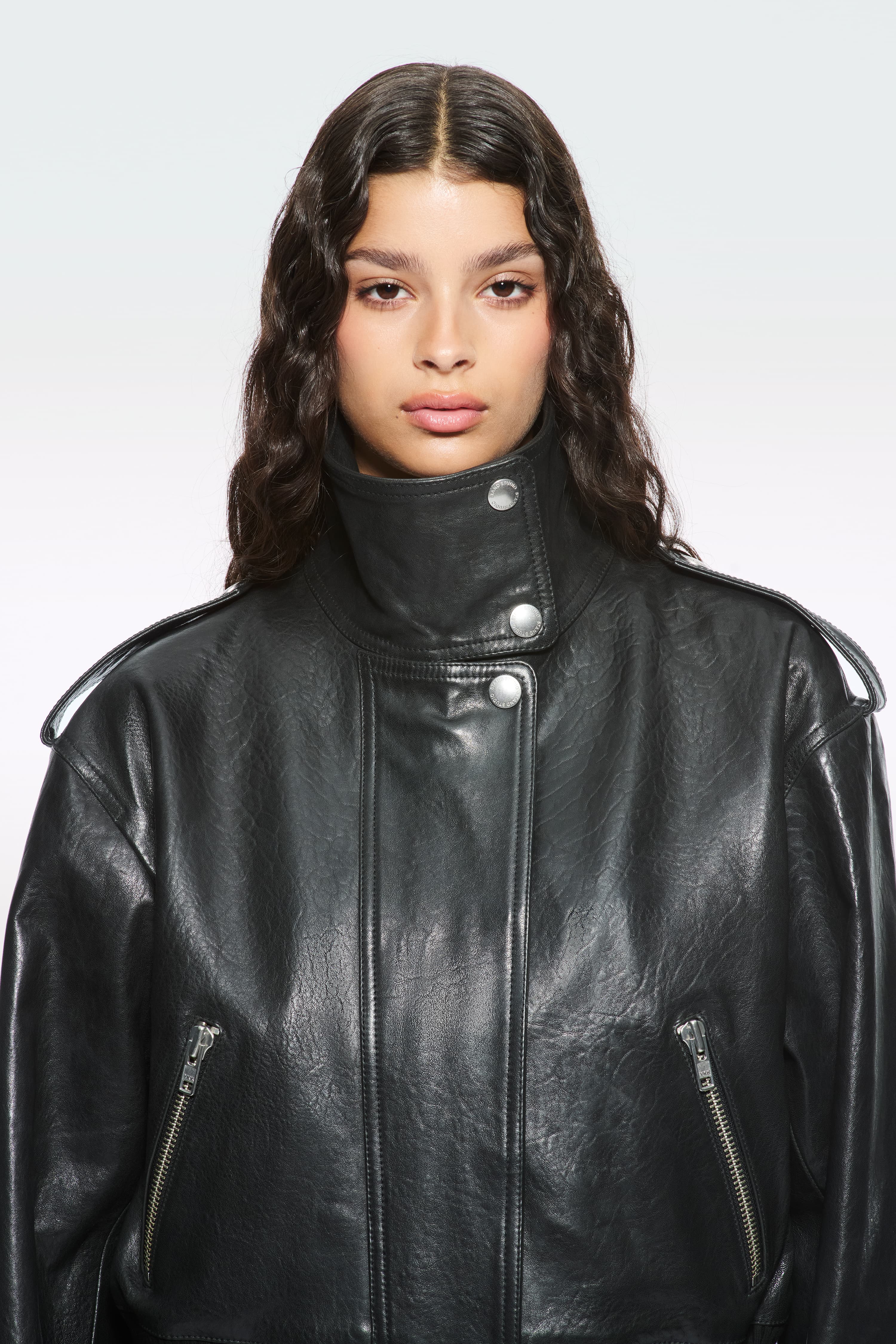 15211_b0fcdbb760-66526-7970-89900-5-original