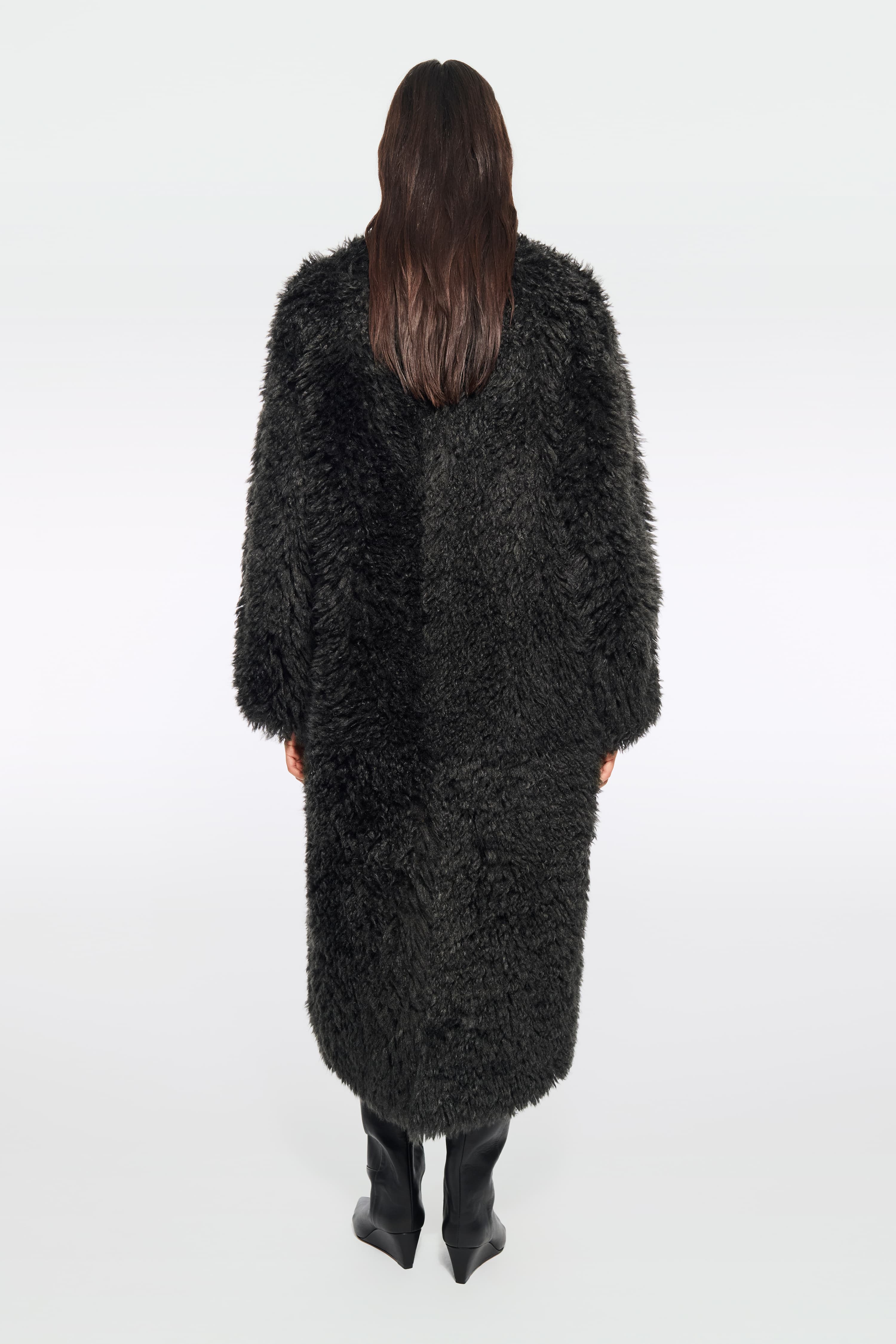 15244_901ac702b4-66577-9422-81030-4-original