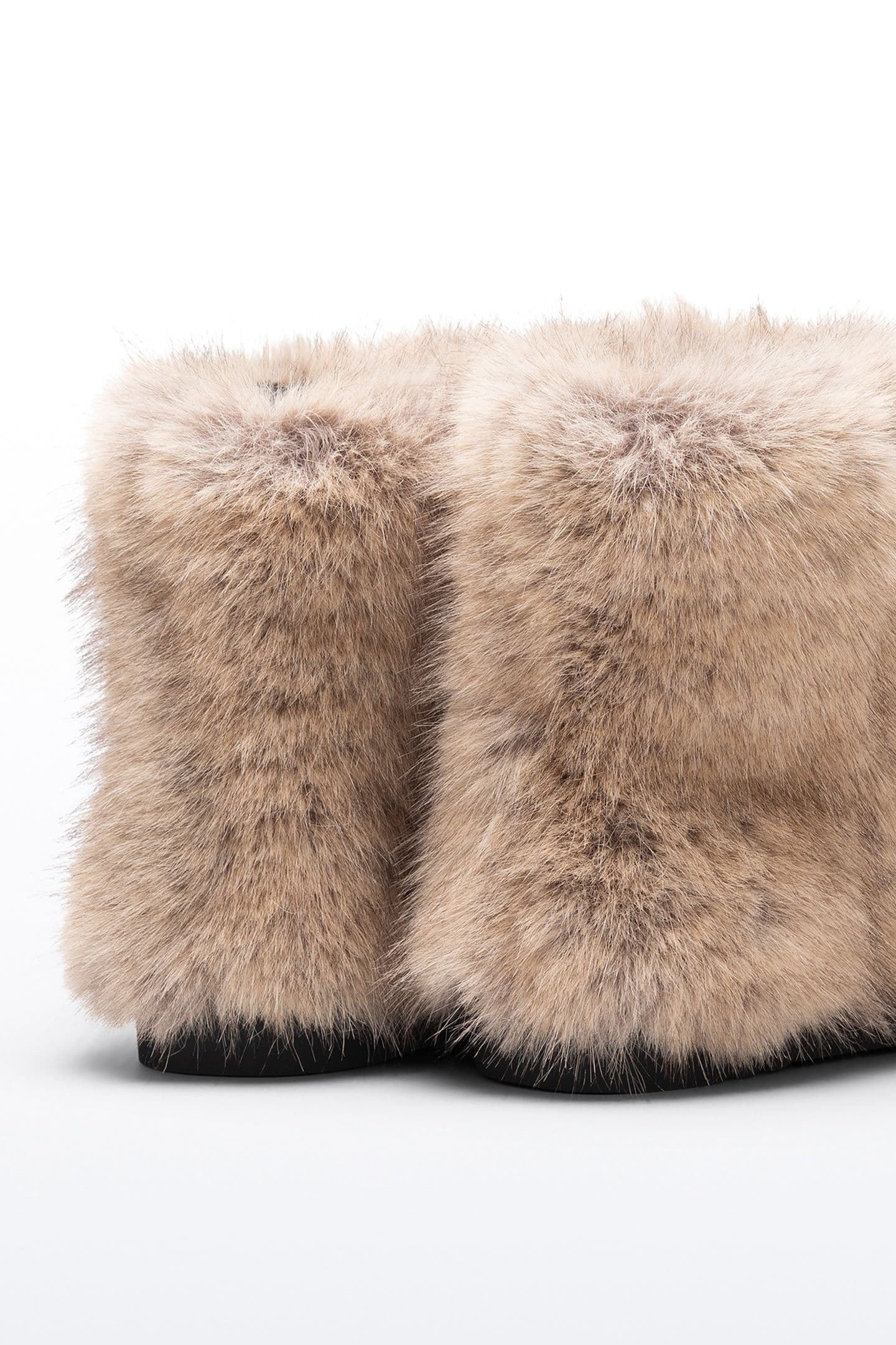 15258_4b7763102a-66592-939710200-4-original