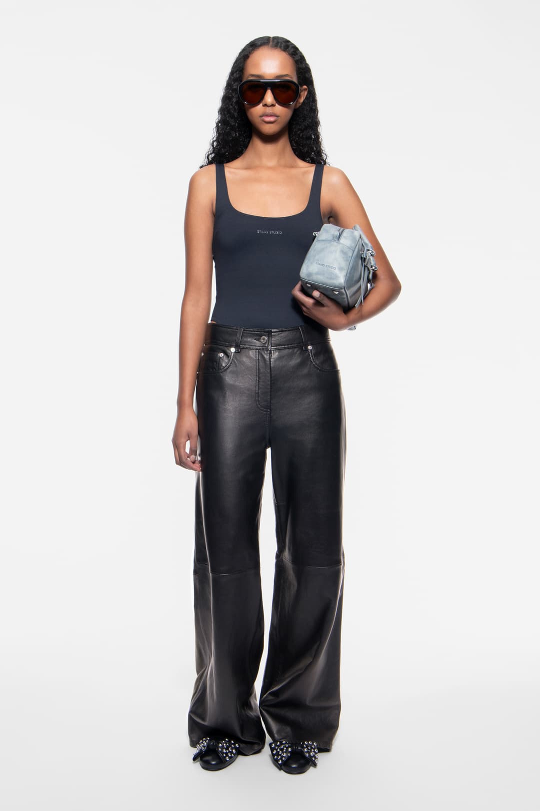 15422_310b7b6a6c-66393-799889900_01-full