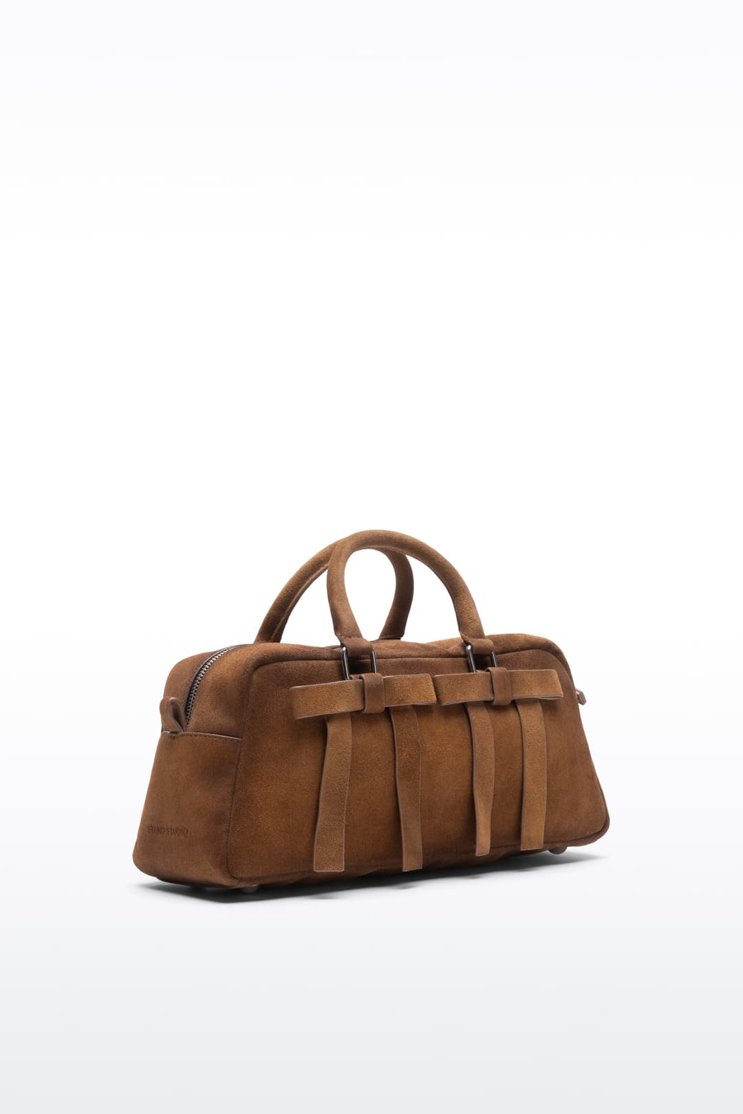 15446_ae0aa76f3f-66671-7092_cassie_bowling_bag_worn_tan_0379-full