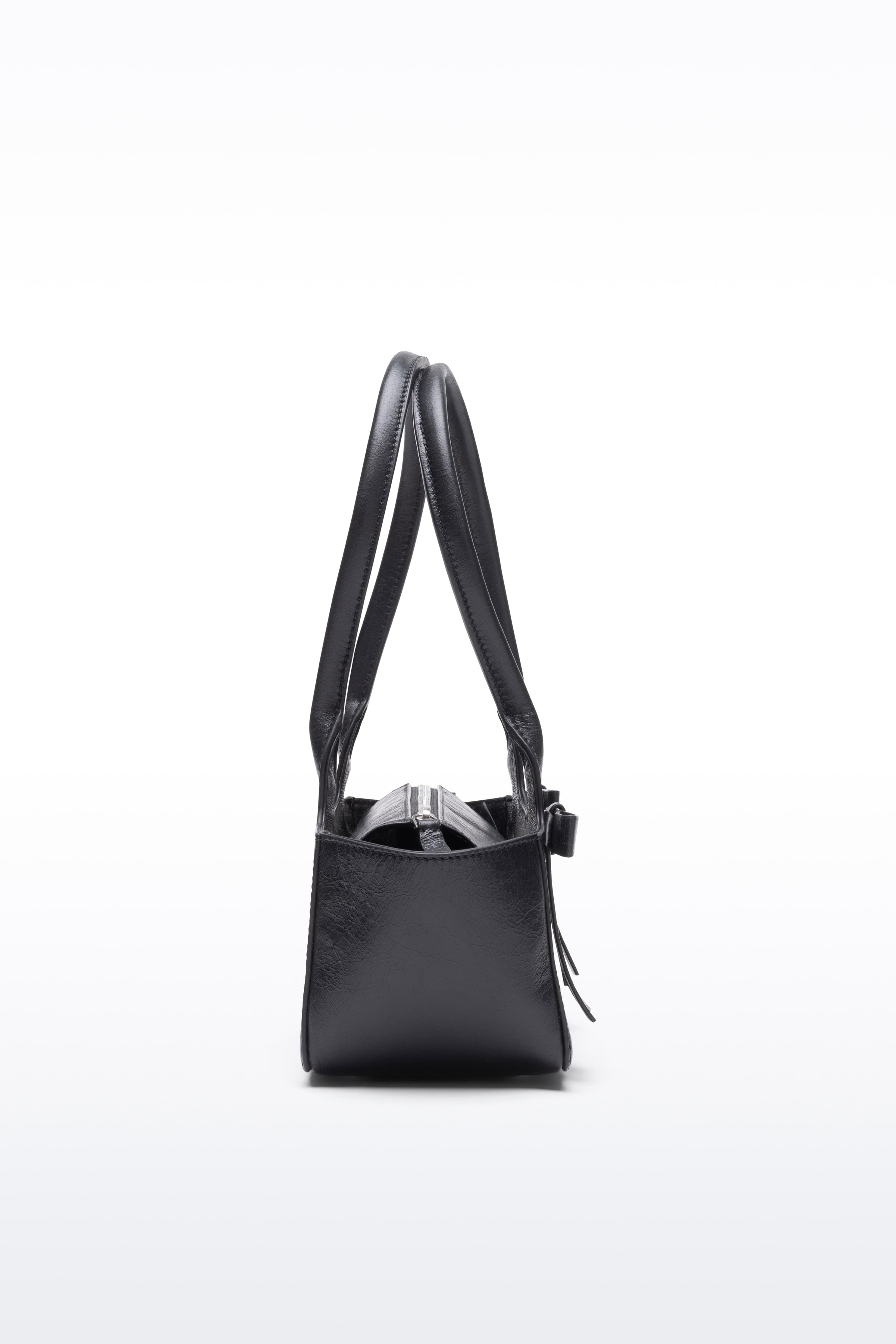 15448_d6945e04e2-66672-7801_lexie_bag_black_0397-original