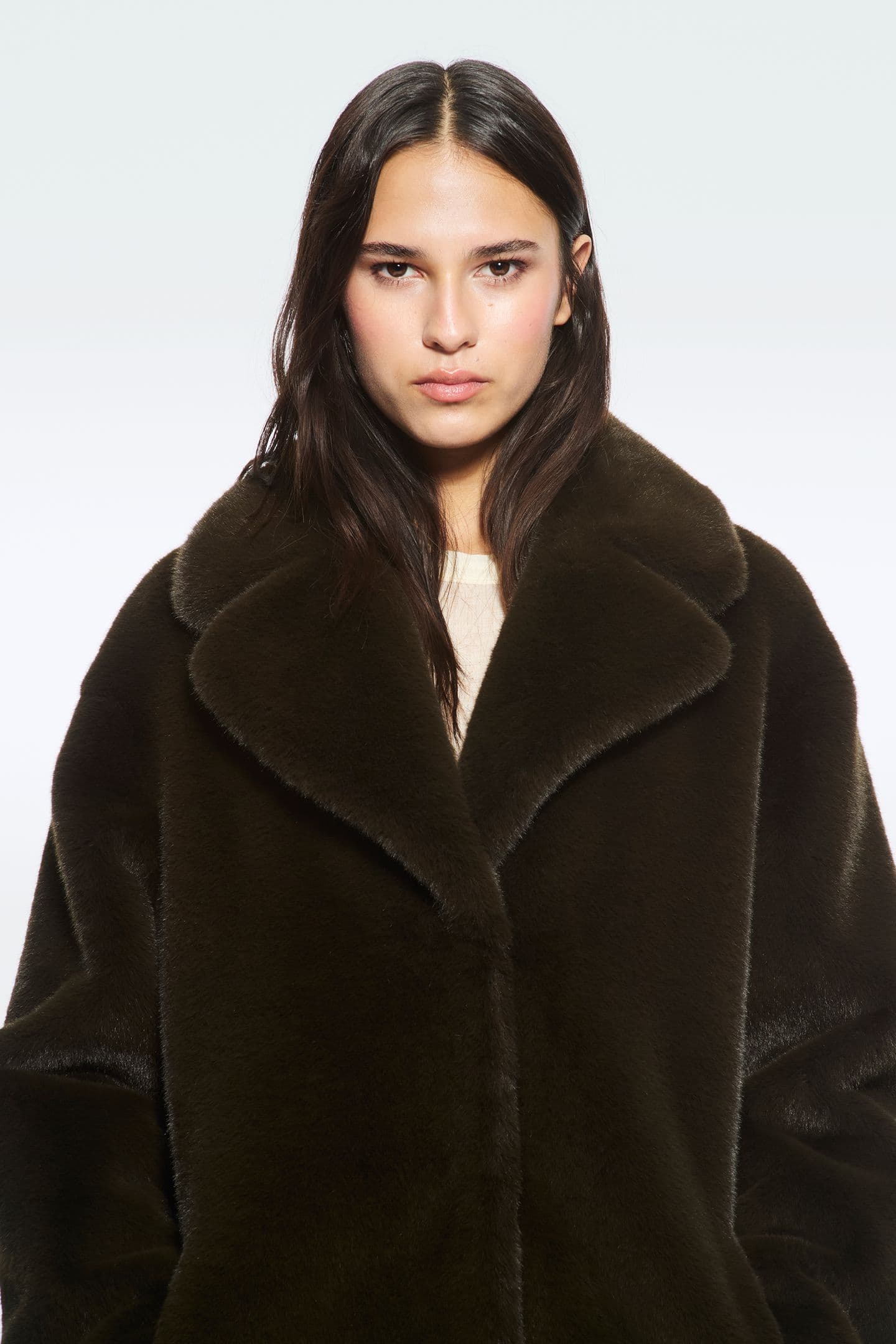 24_a29fe0f90c-61137-907087200-5-original