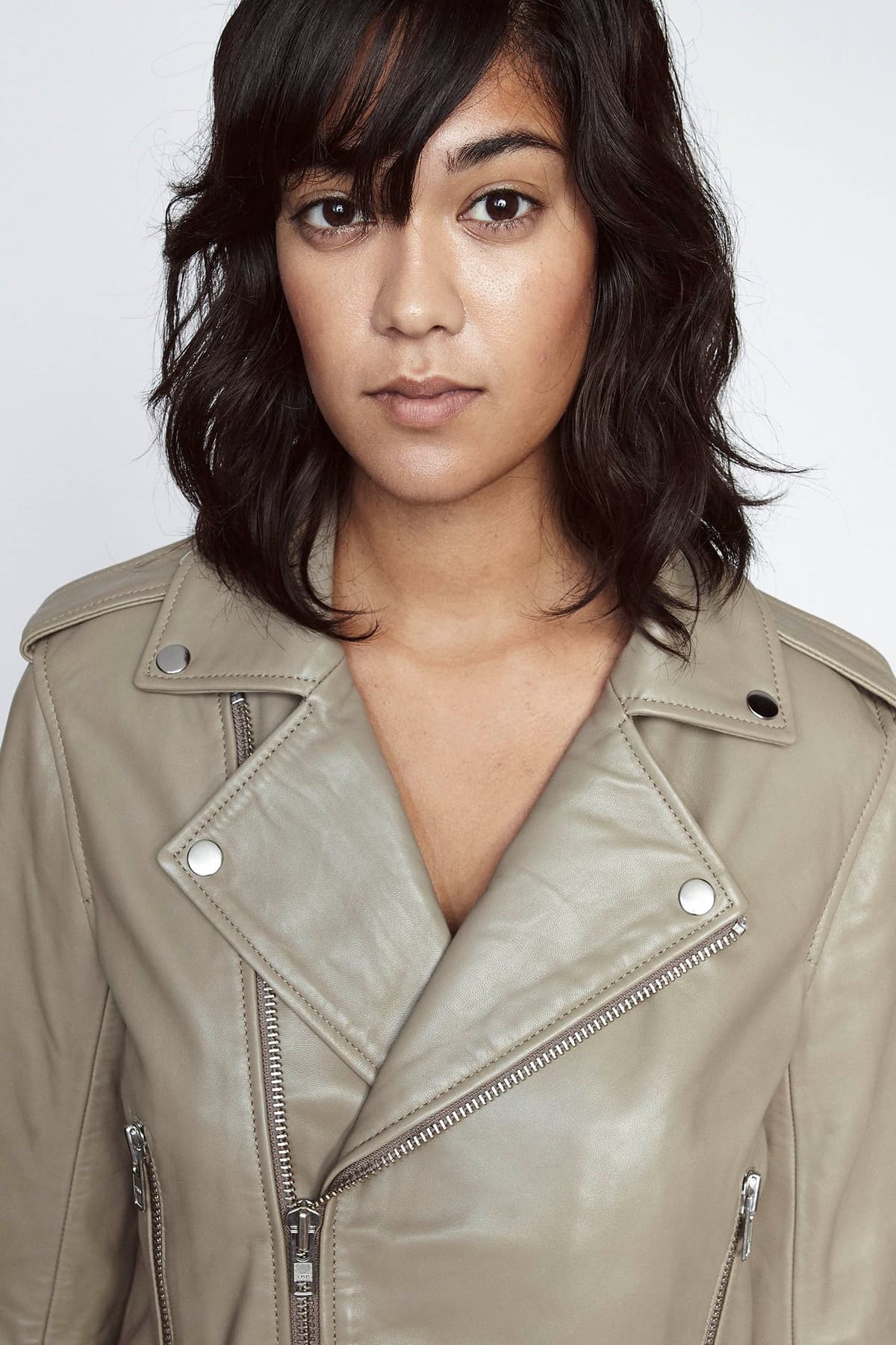 25_d115c3eeae-wanda-leather-clutch-bag-powder-purple-full