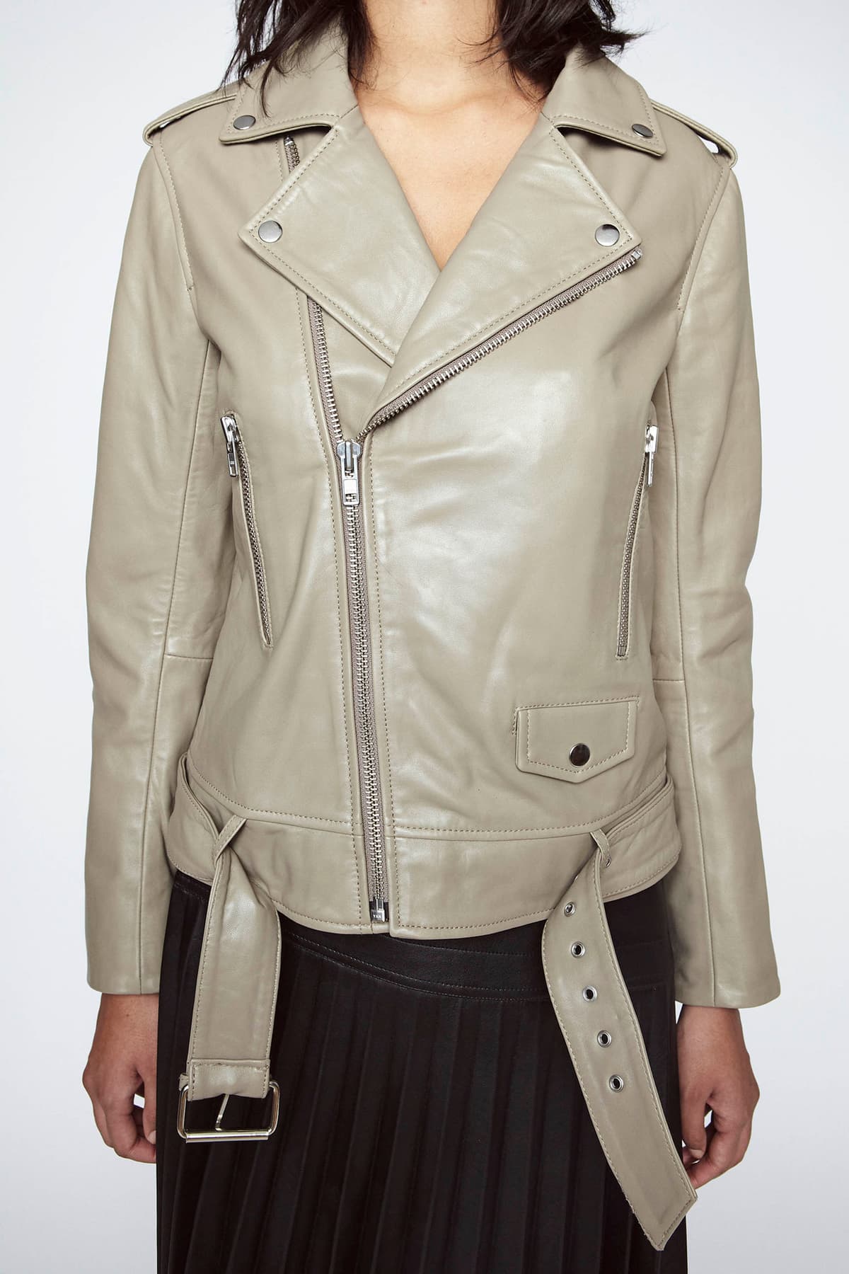 25_e0dbe48d91-wanda-leather-clutch-bag-powder-purple-full