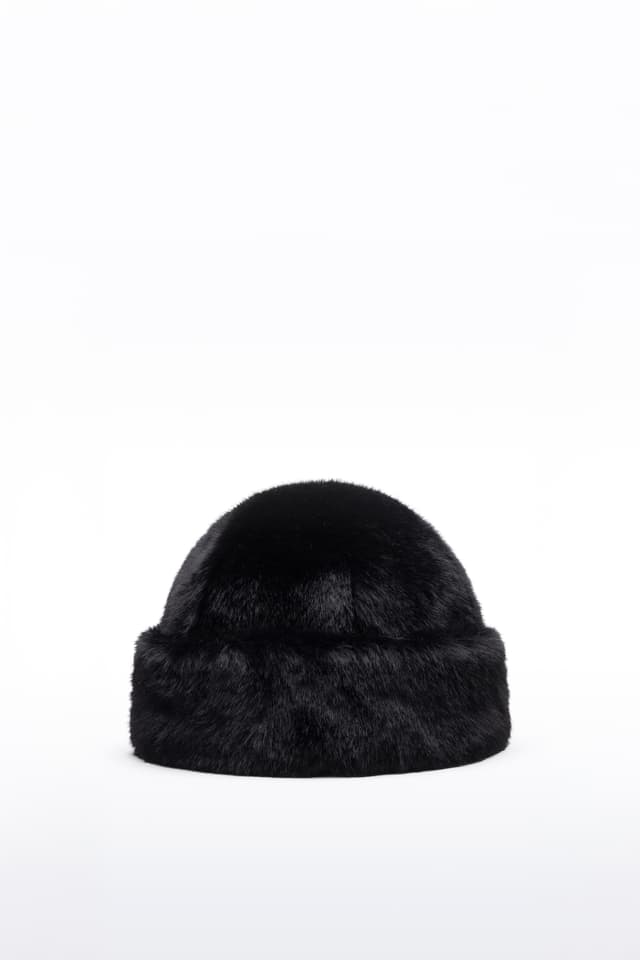 STAND STUDIO | New Arrivals